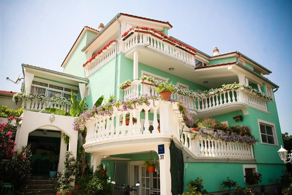 Apartments Katarine Zrinske Βόντιτσε Εξωτερικό φωτογραφία