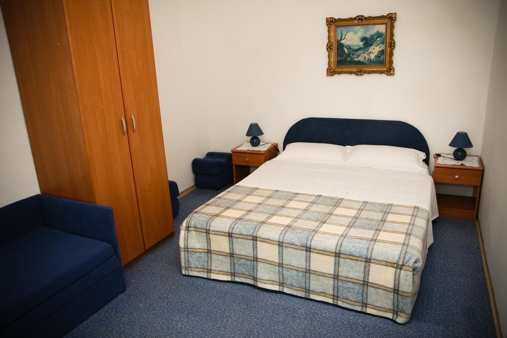 Apartments Katarine Zrinske Βόντιτσε Εξωτερικό φωτογραφία